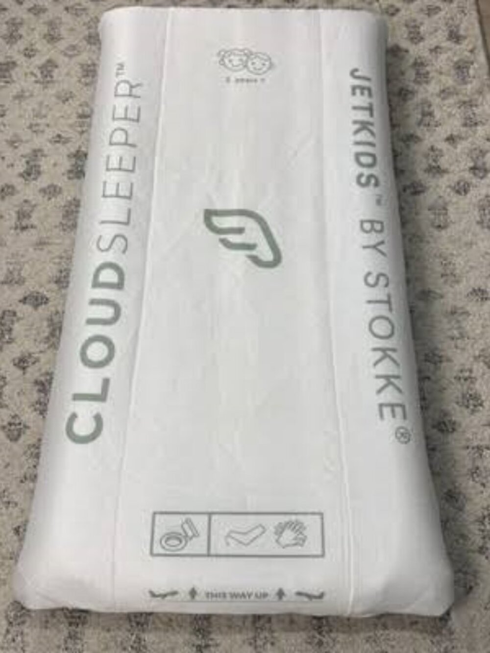 Stokke Jetkids CloudSleeper inflatable mattress - Picture 9 of 11